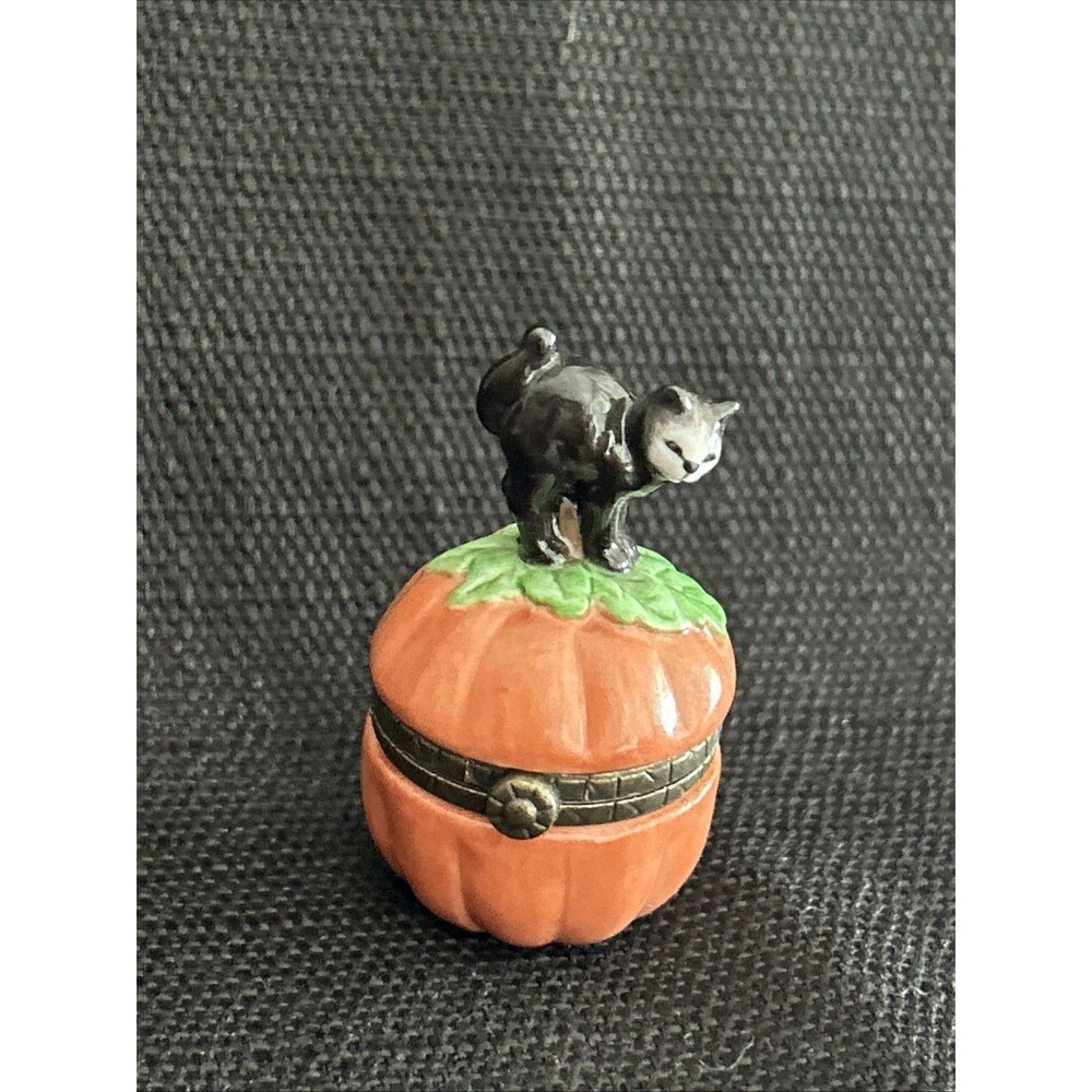 PHB Porcelain Hinged Trinket Box Black Cat On Pumpkin Halloween